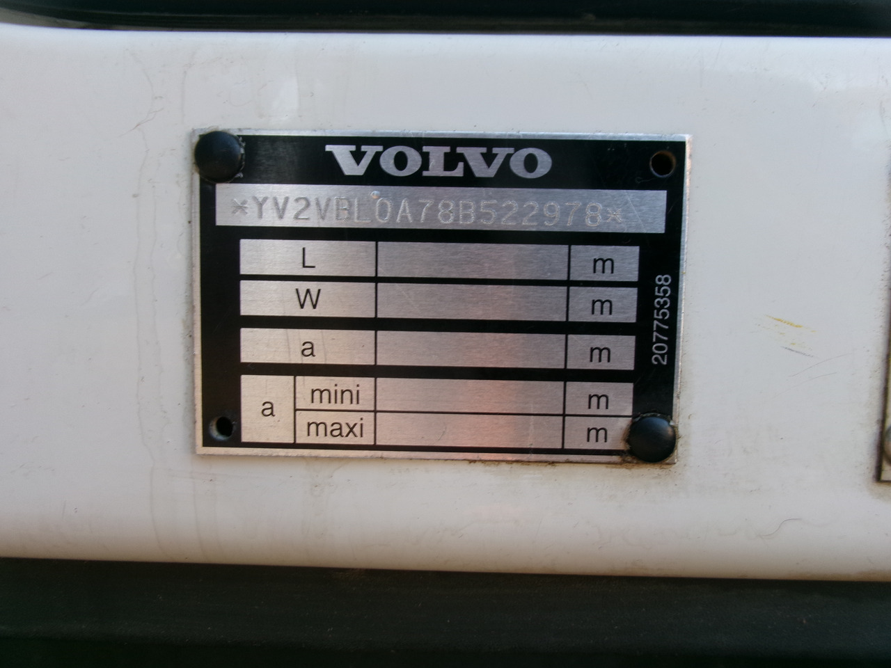 Camion cisternă pentru transport de combustibili Volvo FE 280 4x2 fuel tank 13.3 m3 / 4 comp: Foto 34