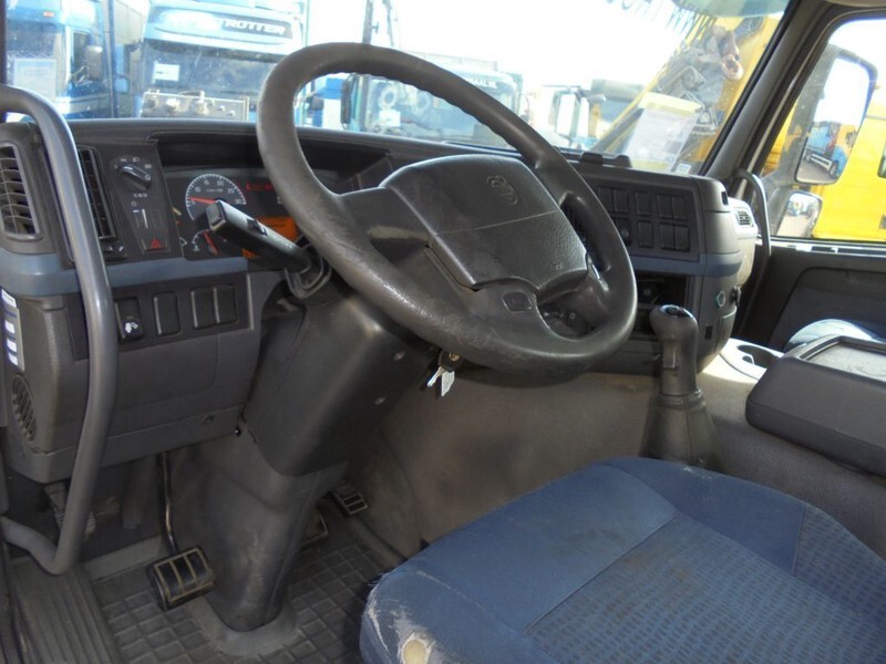 Camion cu macara Volvo FM 12.260 + Manual + HMF 910K2 CRANE: Foto 5
