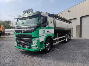 Camion cisternă pentru transport de laptelui Volvo FM 460 - 17000 L - 3 compartiments - compteur: Foto 1