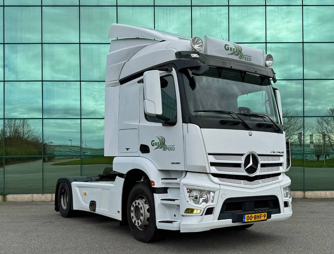 Cap tractor Mercedes-Benz Actros 1936 EURO 6 ONLY 493.500 KM 2x TANKS TOP CONDITON HOLLAND T: Foto 5