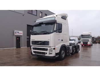 Cap tractor Volvo FH 12 - 440 Globetrotter (MANUAL GEARBOX / 6X2 / BELGIUM TRUCK IN GOOD CONDITION / AIRCO): Foto 1