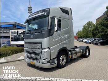 Cap tractor — Volvo FH 460 LNG Globetrotter NEW MODEL