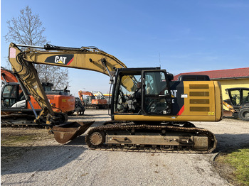 Excavator pe şenile CATERPILLAR 320EL