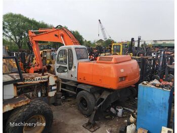 Excavator pe roţi HITACHI ZX160W