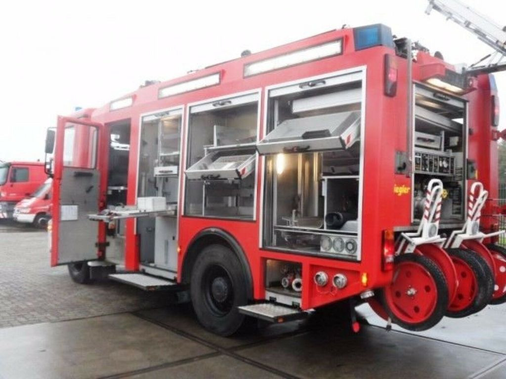 Autospeciala de stins incendii Mercedes-Benz ACTROS 1835 Feuerwehr 2080 L Fire Unit !!: Foto 8