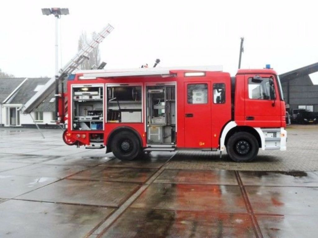 Autospeciala de stins incendii Mercedes-Benz ACTROS 1835 Feuerwehr 2080 L Fire Unit !!: Foto 7