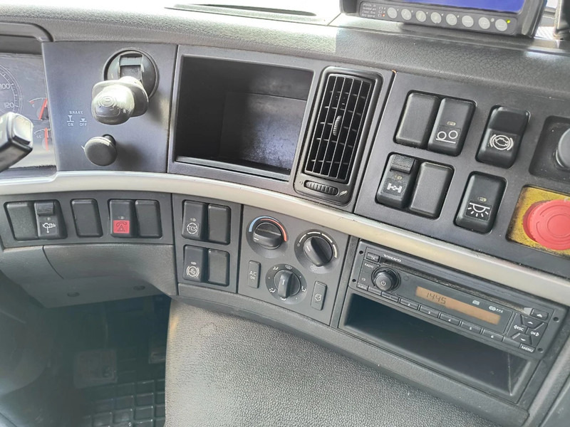 Autogunoiere Volvo FM 330 GARBAGE TRUCK - GOOD WORKING CONDITION (!): Foto 13