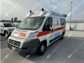 Ambulanță FIAT