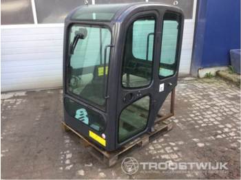 Bobcat E16 - Cabină