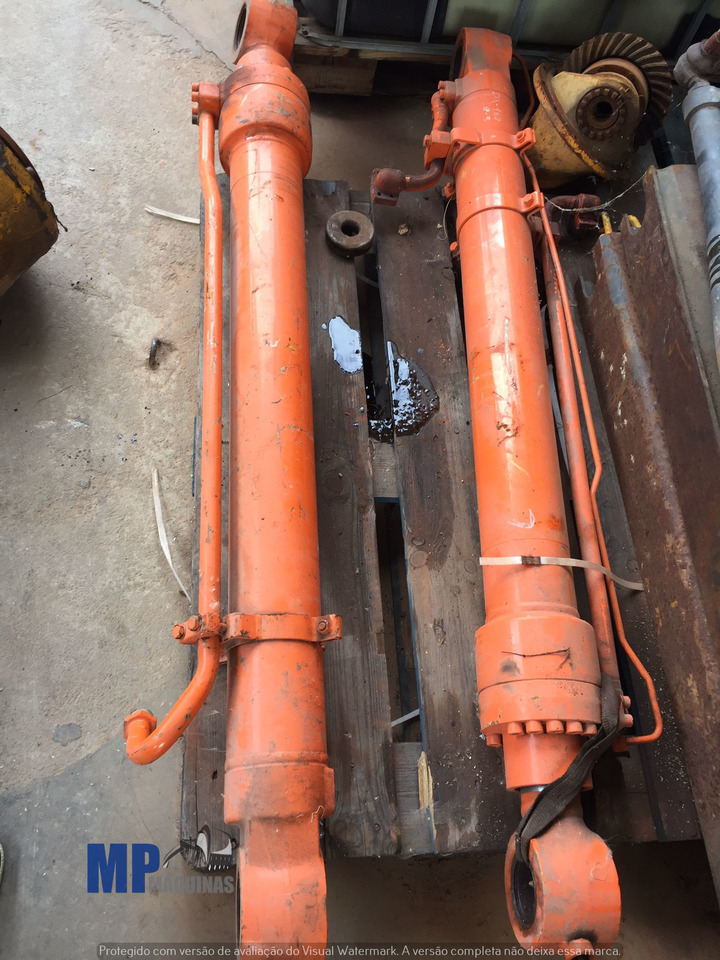 Cilindru hidraulic pentru Utilaje constructii Cylinder Ram Assy Doosan 220: Foto 2