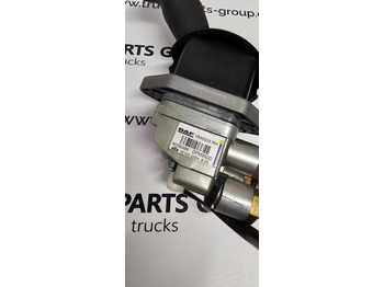 DAF DAF XF106, EURO6 hand brake valve K056486, 2122600, 2208150, 1845503, K056486, DPM95DD, K215012. - Piesă de schimb pentru Camion: Foto 2