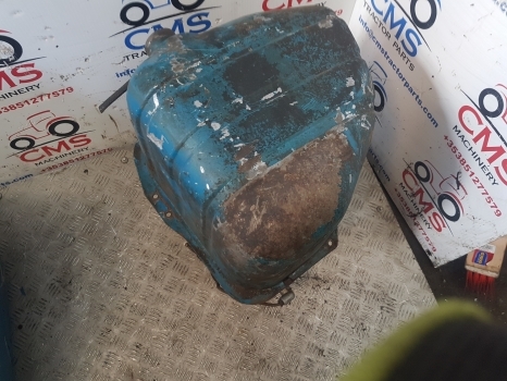 Rezervor combustibil pentru Tractor agricol Ford 4000,  4600 Fuel Tank 83935630, E2nn9002ba, E3nn9002kb: Foto 2