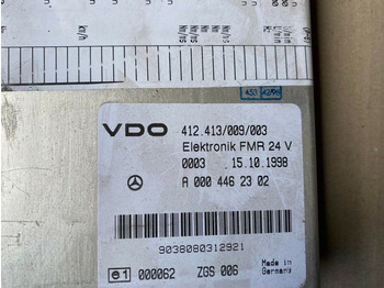 Calculator de bord pentru Camion Mercedes Atego Elektronik FMR VDO Steuergerät A 000 446 23 02: Foto 2