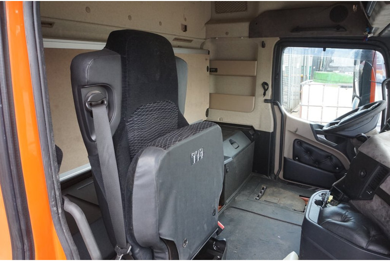 Cabină și interior pentru Camion Mercedes-Benz ACTROS MP4 STREAMSPACE 2.5: Foto 8