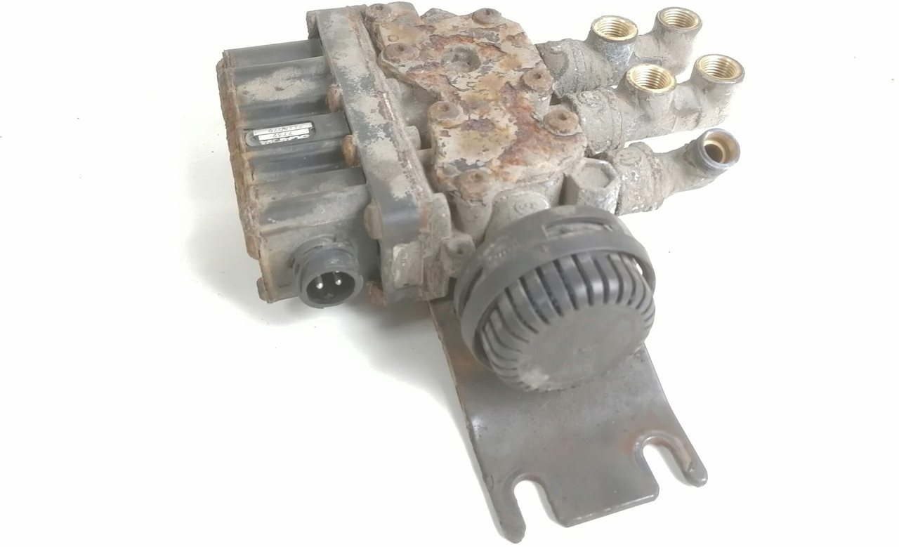 Supapă frână pentru Camion Scania Air suspension control valve, ECAS 1448079: Foto 4