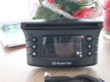Steyr EZ-Guide 250 mit AG 15 Antenne - Sistem de navigare
