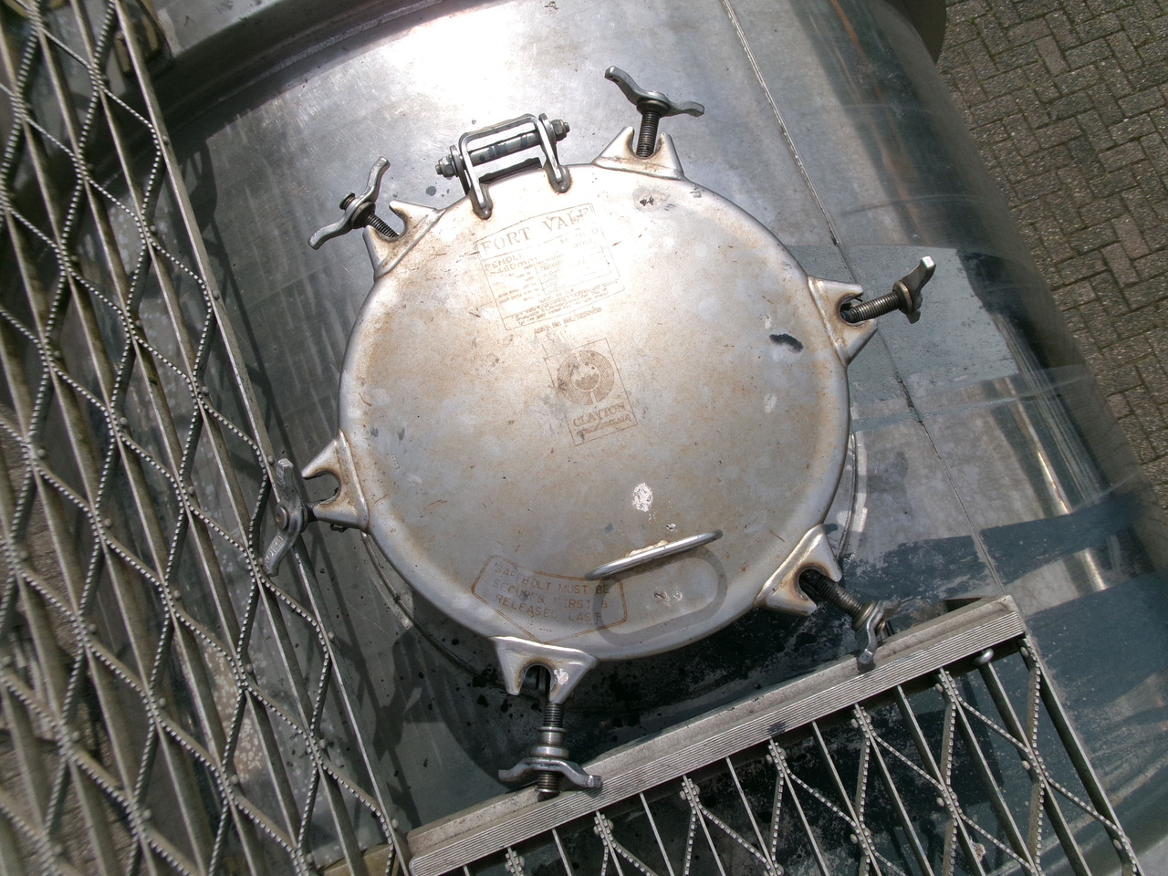 Semiremorcă cisternă pentru transport de produse chimice Clayton Chemical tank inox 30 m3 / 1 comp: Foto 18