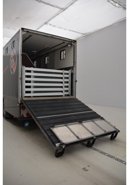 Semiremorcă transport cai DESOT Horse trailer (10 horses): Foto 7