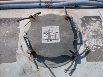 Semiremorcă cisternă pentru transport de făină Feldbinder Powder tank alu 63 m3 / 1 comp (tipping): Foto 5
