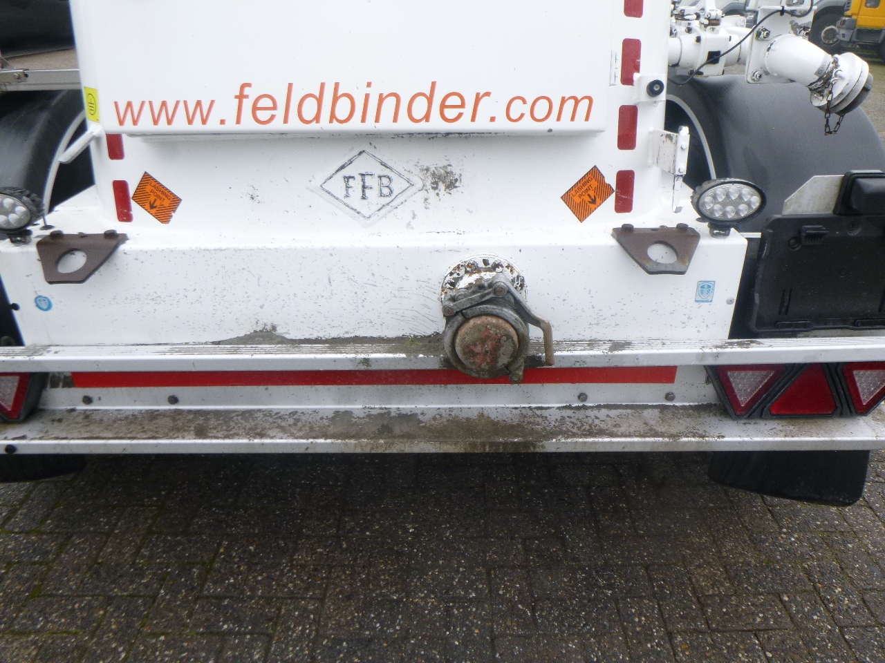 Semiremorcă cisternă pentru transport de făină Feldbinder Powder tank alu alu 49 m3 / 1 comp: Foto 15