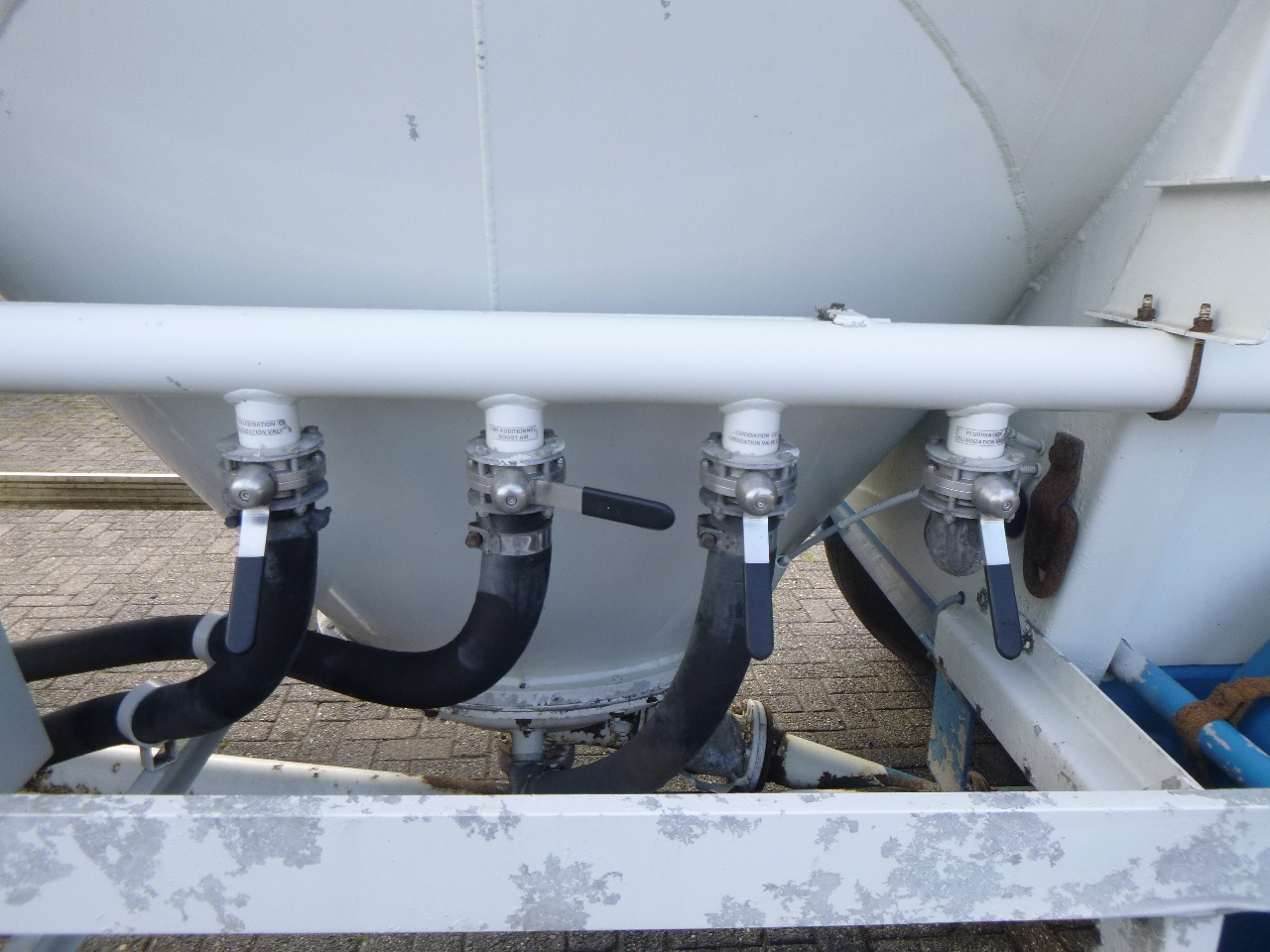 Semiremorcă cisternă pentru transport de făină Spitzer Powder tank alu 43 m3 / 1 comp: Foto 6