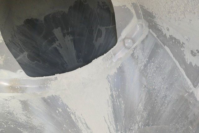Semiremorcă siloz Spitzer SF 2737/2P, gelenkt, Zement, 37m³, Alu-Felgen: Foto 13
