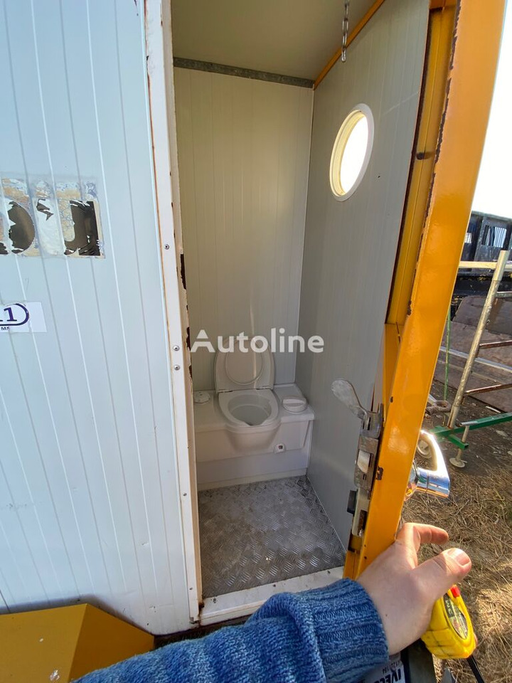 Container locuibil Bauer Remorca Auto Santier : Bucatarie + WC + depozit: Foto 9