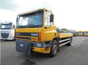 Camion platformă DAF 75 240