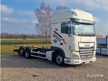 Camion transport containere/ Swap body DAF XF