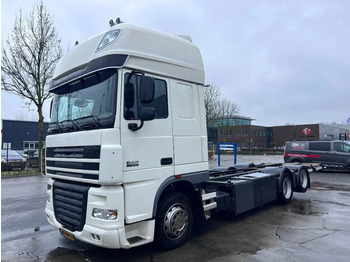Camion transport containere/ Swap body DAF XF 105 410