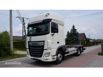 Camion transport containere/ Swap body DAF XF 106 450