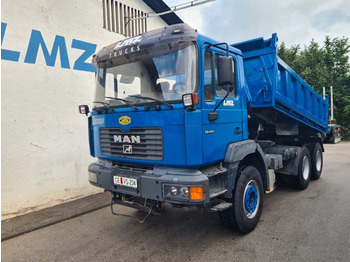 Camion basculantă MAN 26.464