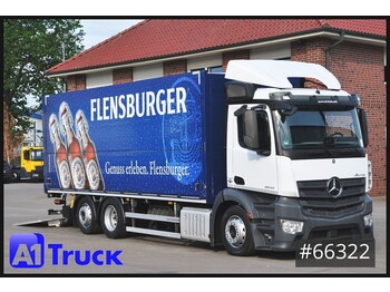 Camion pentru transportul băuturilor MERCEDES-BENZ