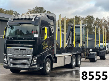 Camion forestier VOLVO FH