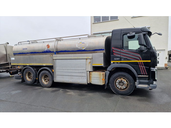 Camion cisternă VOLVO FM 500