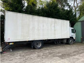 Camion furgon VOLVO FM7
