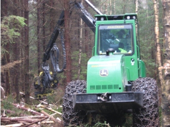 John Deere 770 D hogstmaskin - Harvester