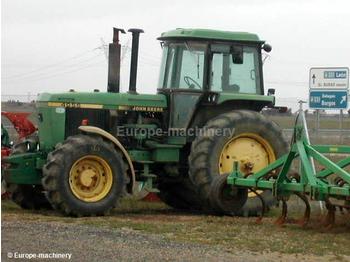 John Deere 4055 DT - Utilaj forestier