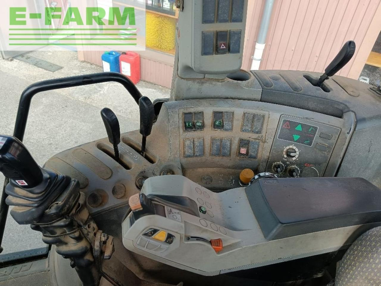 Tractor agricol CLAAS arion 510: Foto 6