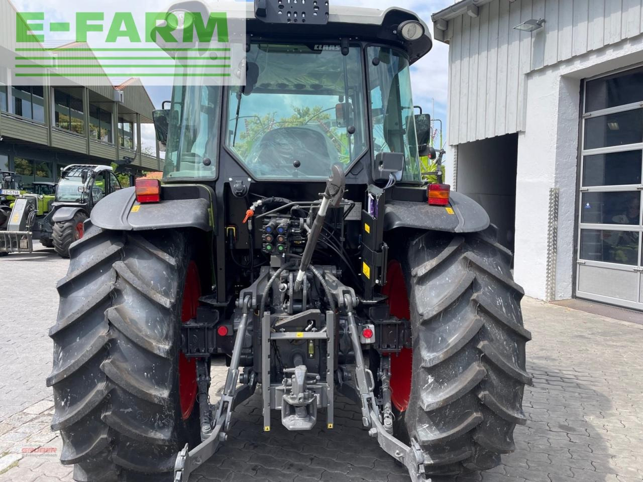 Tractor agricol CLAAS axos 240: Foto 7
