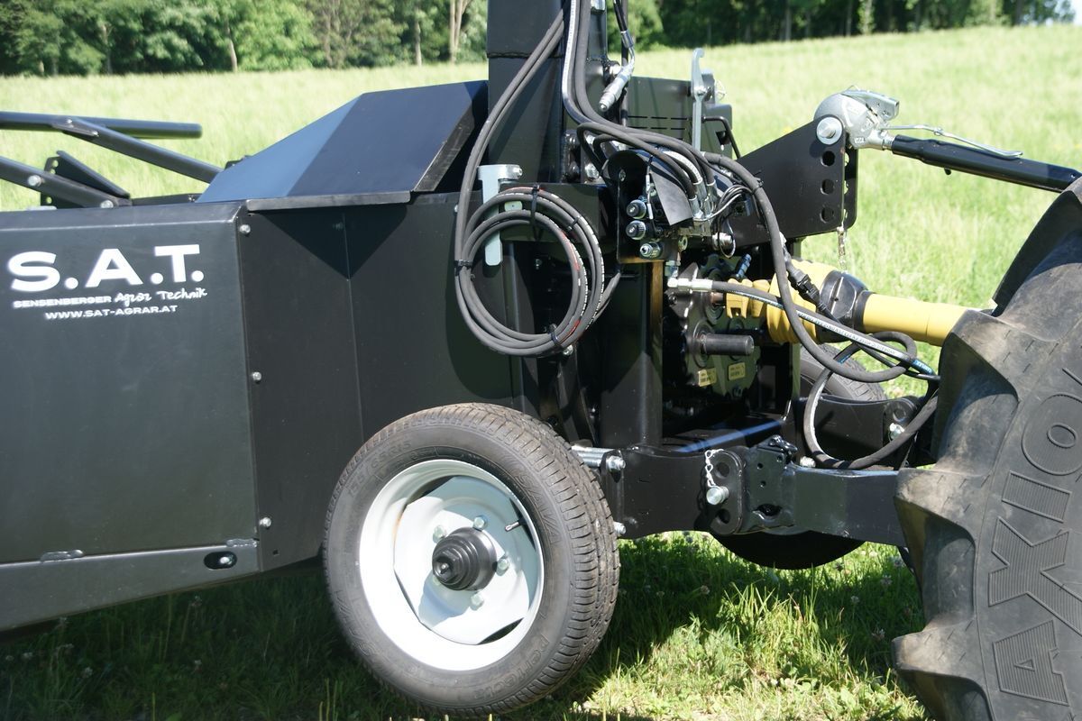 Maşină de recoltat furaje tractată nou Celikel Callenger 3 reiher NEU: Foto 5