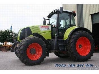 Tractor agricol Claas/Renault Axion 820: Foto 1