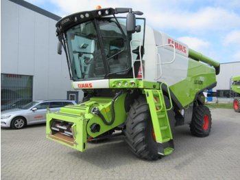 Combină de recoltat cereale CLAAS LEXION 750