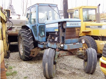 Tractor agricol Ford 8700: Foto 1