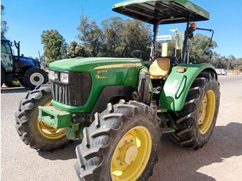 Tractor agricol JOHN DEERE 5075E: Foto 1