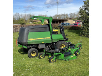 John Deere 1600 Turbo serie 3 - Maşină de tuns iarba: Foto 3