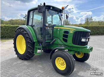 John Deere 6130 2wd - Tractor agricol: Foto 4