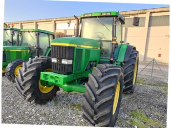 Tractor agricol John Deere 7710: Foto 1