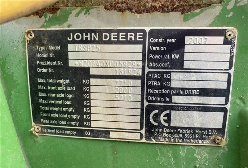 Maşină de erbicidat tractata John Deere 840 I: Foto 7