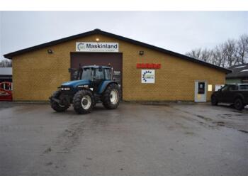 Tractor agricol New Holland 8360 4wd: Foto 1